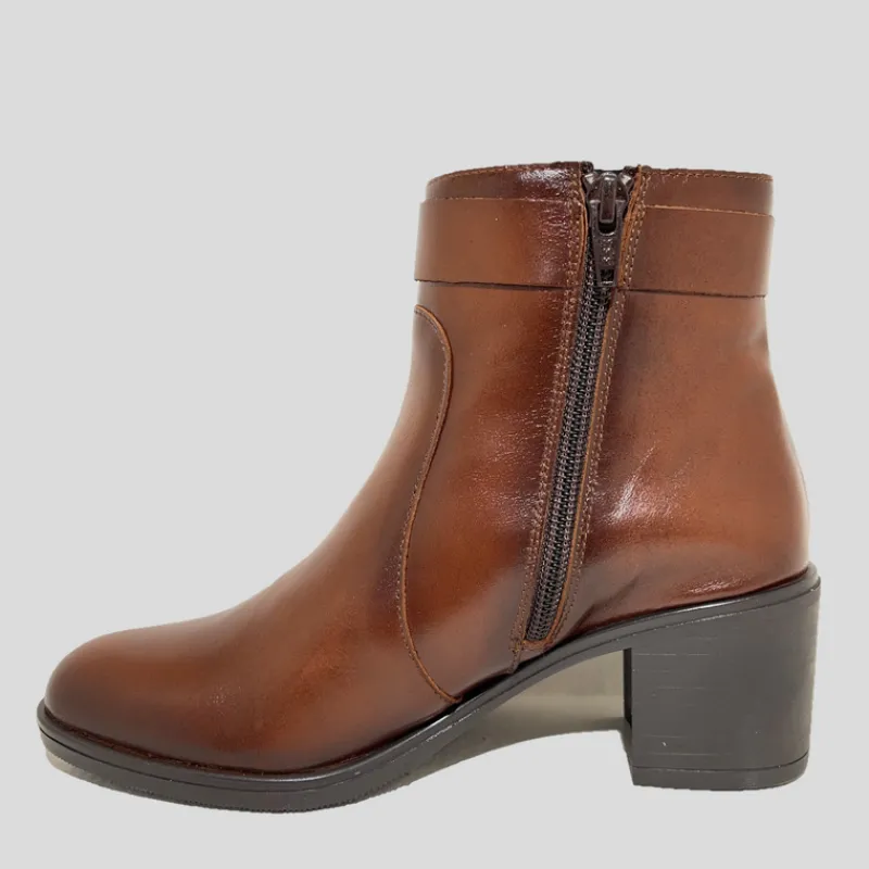 botn_tacn_funchal_lady_piel_coac_4.webp FUNCHAL LADY Botines*Botín Tacón Piel COÑAC