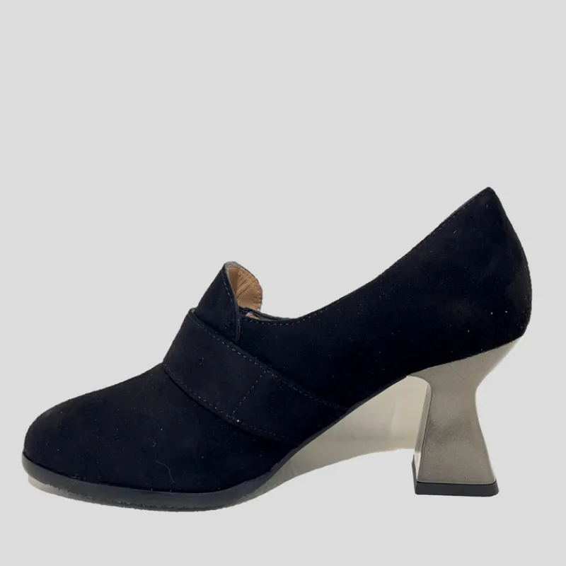 copete_tacn_plumers_hebilla_ante_negro_4.webp PLUMERS Zapatos*Copete Tacón Hebilla Ante NEGRO