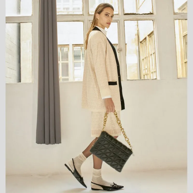 maxi_crdigan_pame_carrioni_estampado_beige_2.webp PAME CARRIONI Chaquetas Y Blazers*Maxi Cárdigan Estampado BEIGE