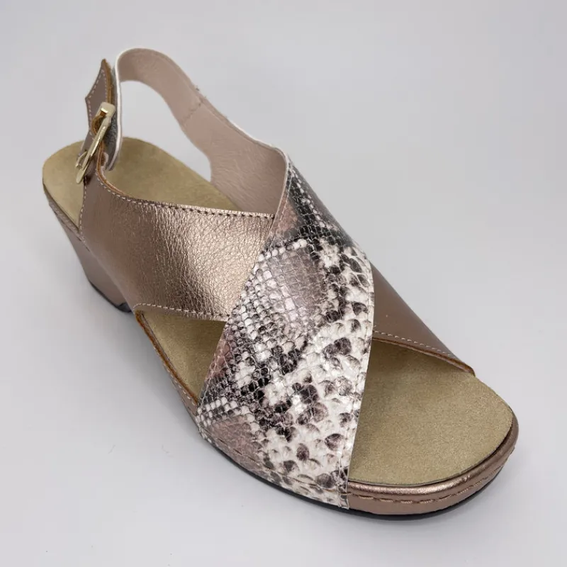 sandalia_cruzada_comfort_class_pitn_nude_3.webp COMFORT CLASS Sandalias*Sandalia Cruzada Pitón NUDE