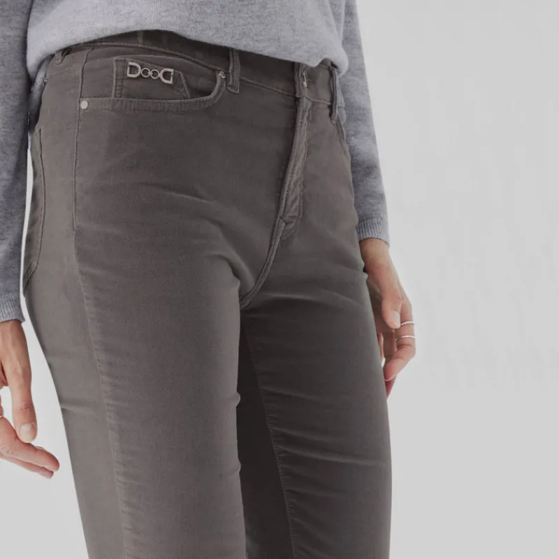 vaquero_brax_shakira_terciopelo_gris_6.webp BRAX FEEL GOOD Pantalones*Vaquero BRAX SHAKIRA Terciopelo GRIS