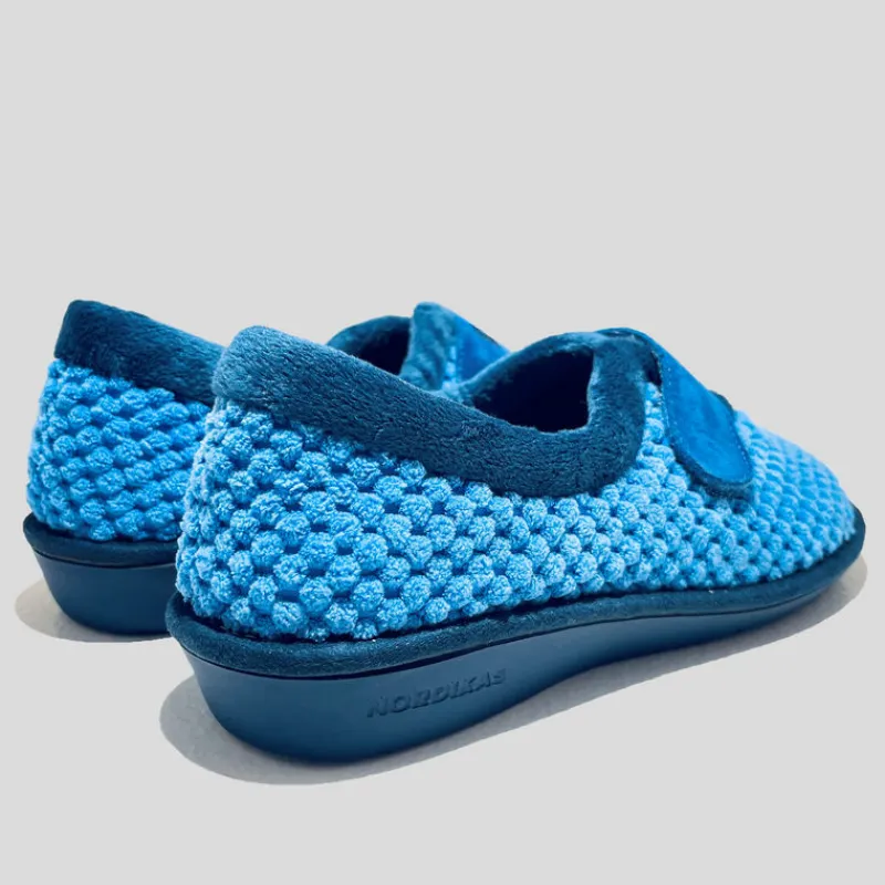 zapatilla_mujer_nordikas_cerrada_velcro_zafiro_3.webp NORDIKAS Zapatillas De Casa*Zapatilla Mujer Cerrada Velcro ZAFIRO